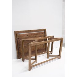 Gammelt sammenklappeligt buffetbord