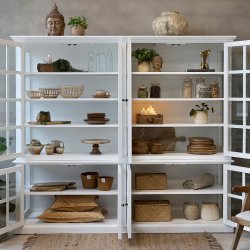 Marseille vitrineskab med 8 lger i hvid