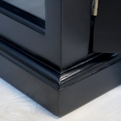 Marseille vitrineskab med 4 lger i sort