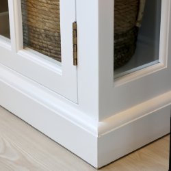 Marseille vitrineskab med 2 lger i hvid