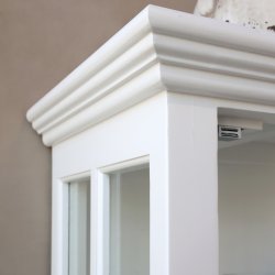 Marseille vitrineskab med 2 lger i hvid