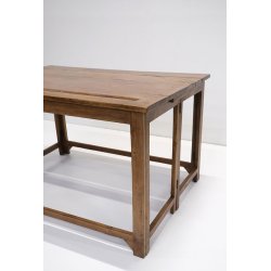 Gammelt sammenklappeligt buffetbord