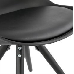 MOMO - sort stol med sorte ben