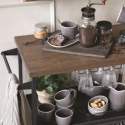 Serveringsvogn med bakke og ophng til vinglas